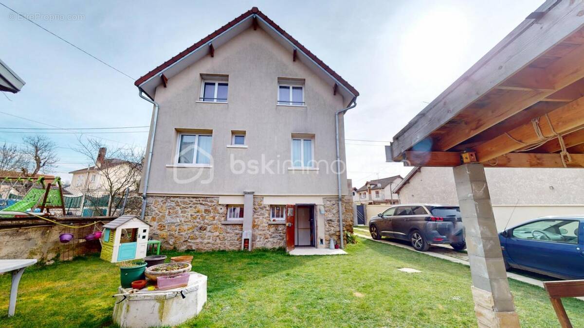 Maison à VILLENEUVE-SAINT-GEORGES