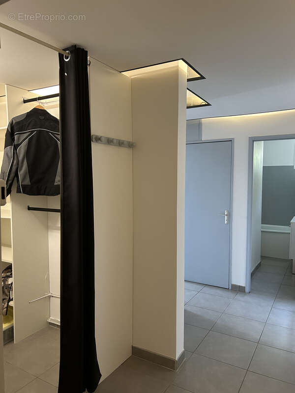 Appartement à MAUGUIO