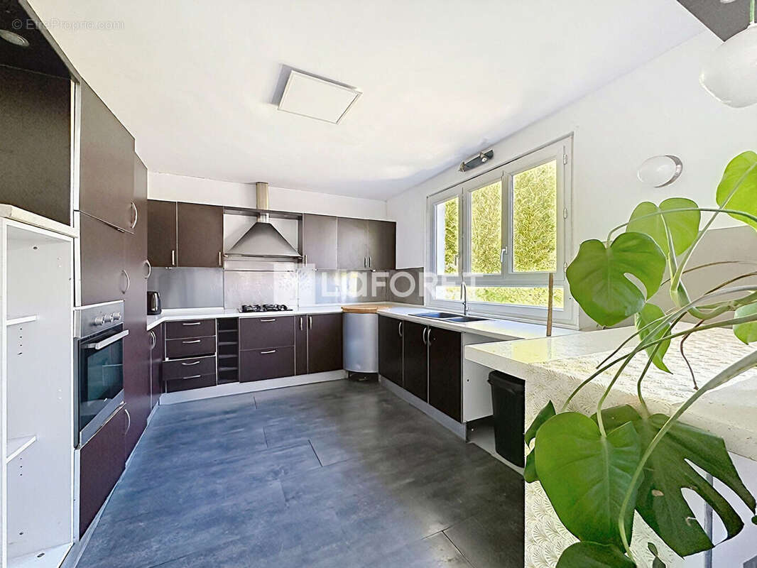 Maison Montfermeil 5 pièce(s) - photo 3