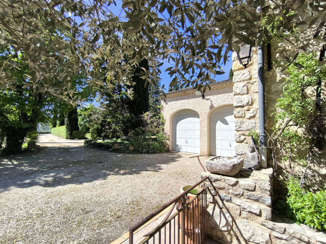 Maison à MIRMANDE