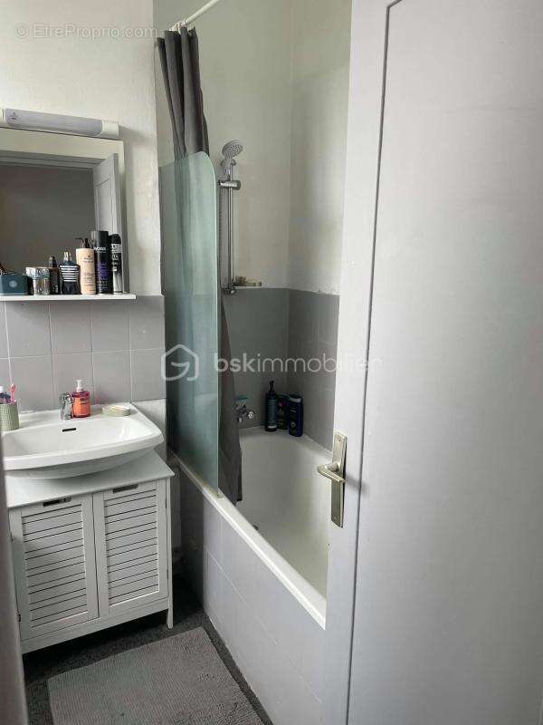 Appartement à FOUGERES