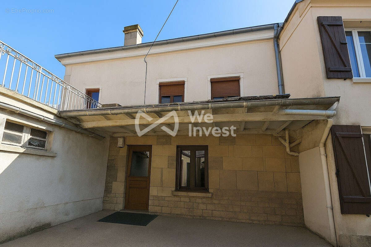 Maison à VOUZIERS