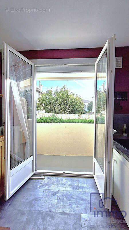 balcon vue  - Appartement à SAINT-ETIENNE