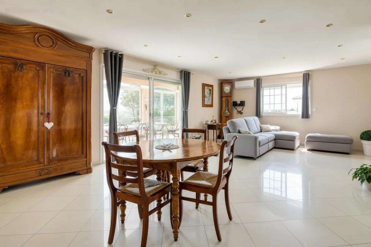 Maison de 5 pièces de 144 m² à Ségreville - photo 31