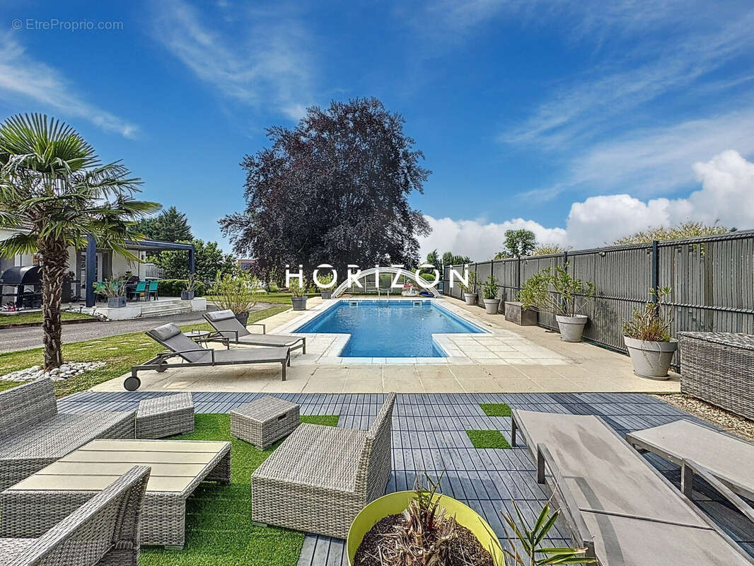 Maison à PIERRE-DE-BRESSE