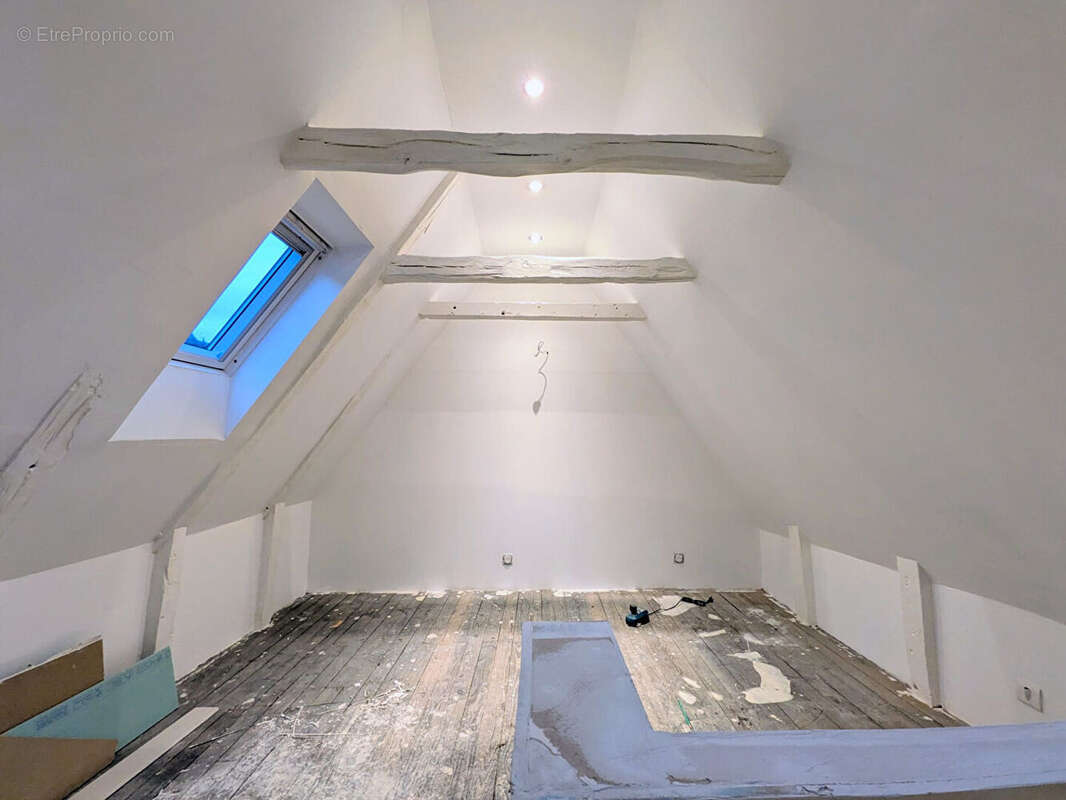 Appartement à VIC-SUR-CERE