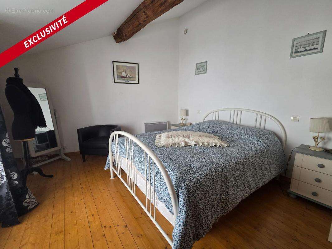 Maison 173 m² avec studio indépendant, piscine et 2 garages - Essouvert 17400 - photo 10