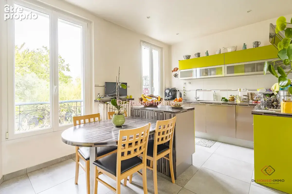Maison 10 pièces 188 m² à vendre à Rosny-Sous-Bois (93110) - photo 4
