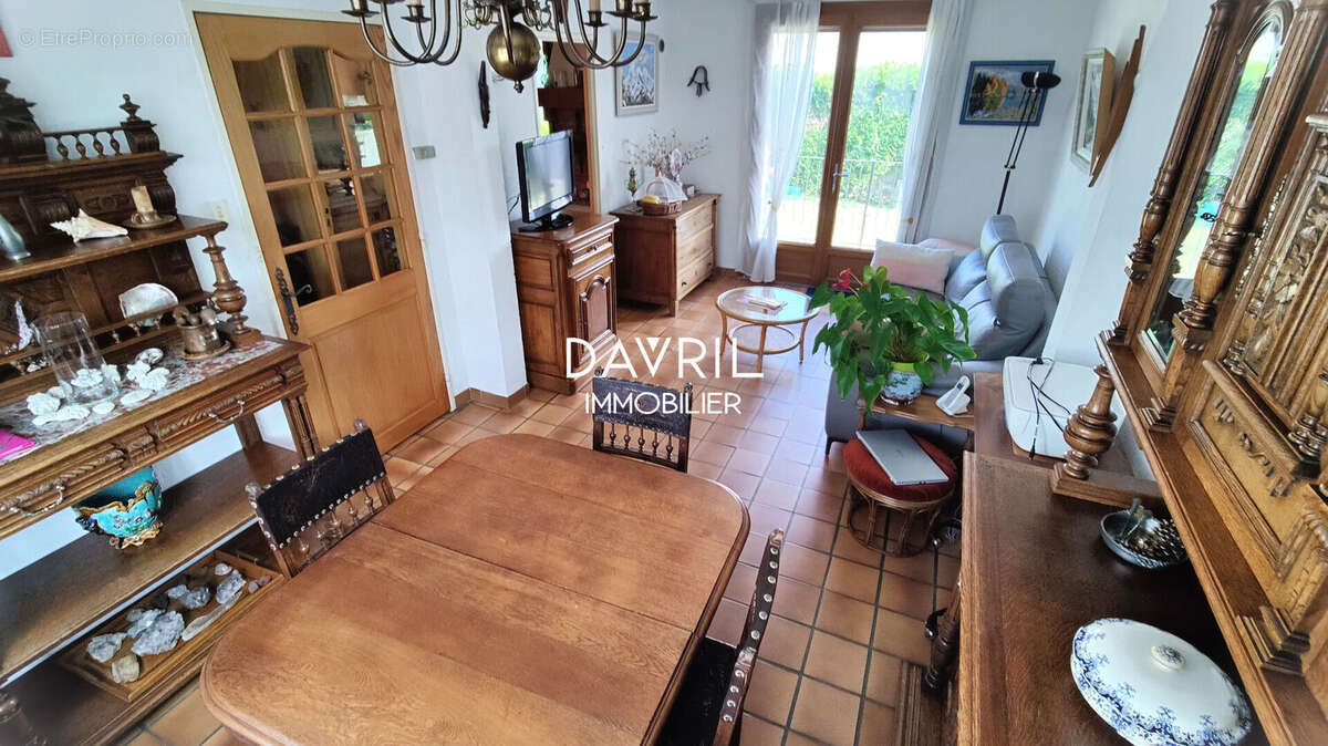 Maison à CONFLANS-SAINTE-HONORINE