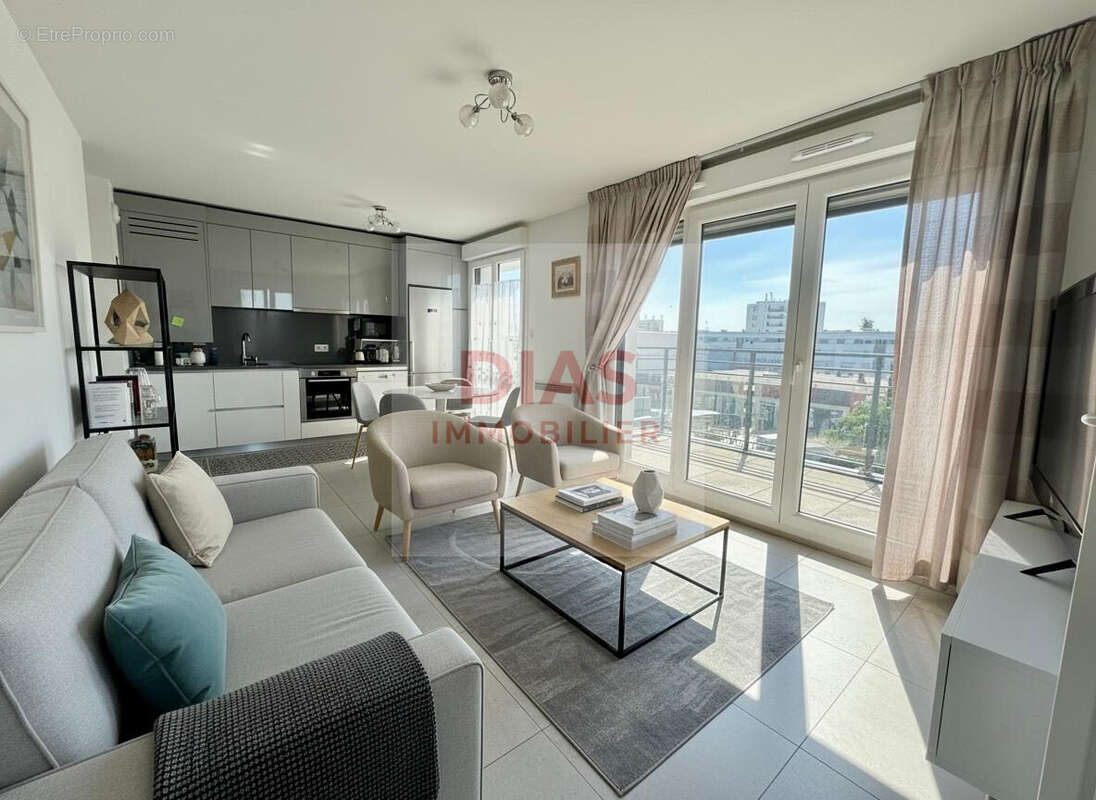 Appartement 65 m² à Pontault-Combault  - photo 3