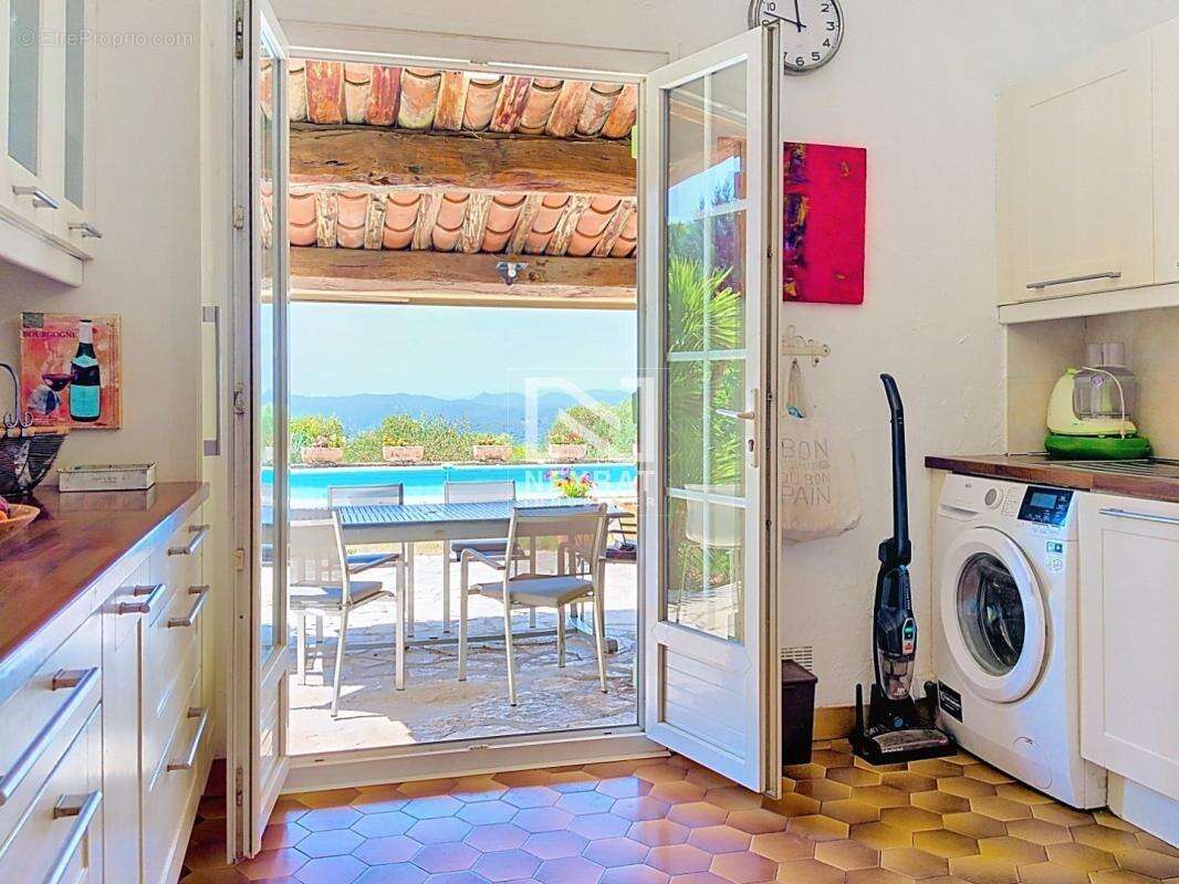 Maison provençale avec piscine et vue panoramique sur l'Estérel - photo 10