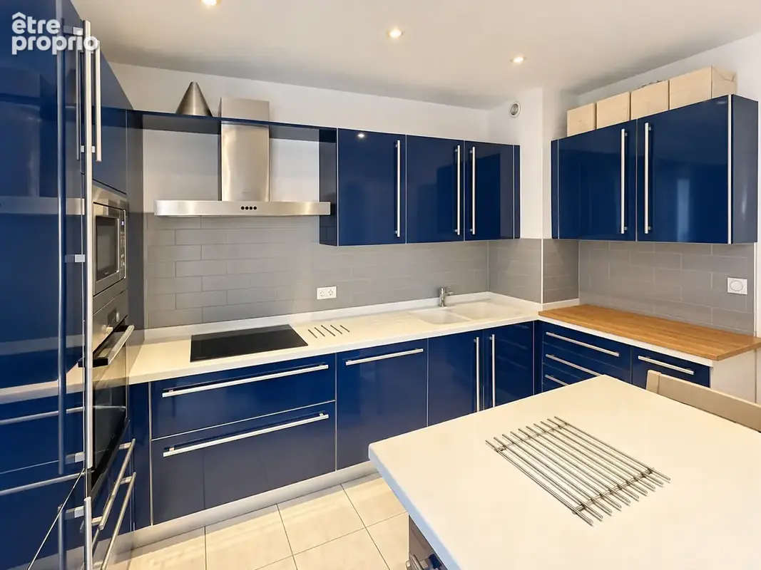 Exclusivité   ajaccio, route des sanguinaires f4 de 100 m2 traversant avec vue mer   terrasse   garage   dpe b - photo 10