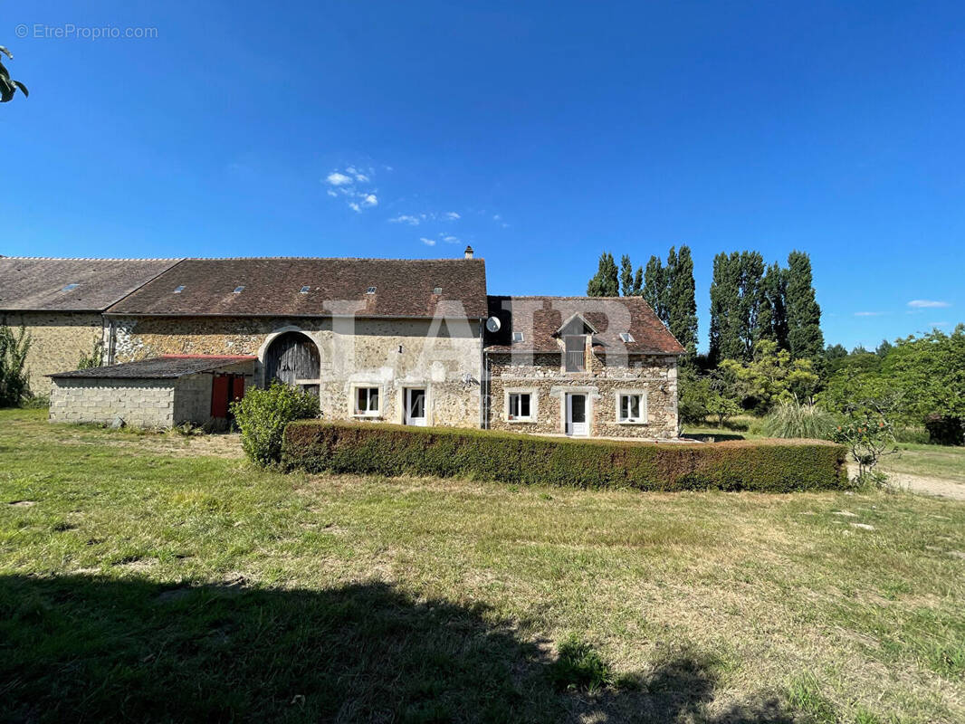Maison à LOUZES