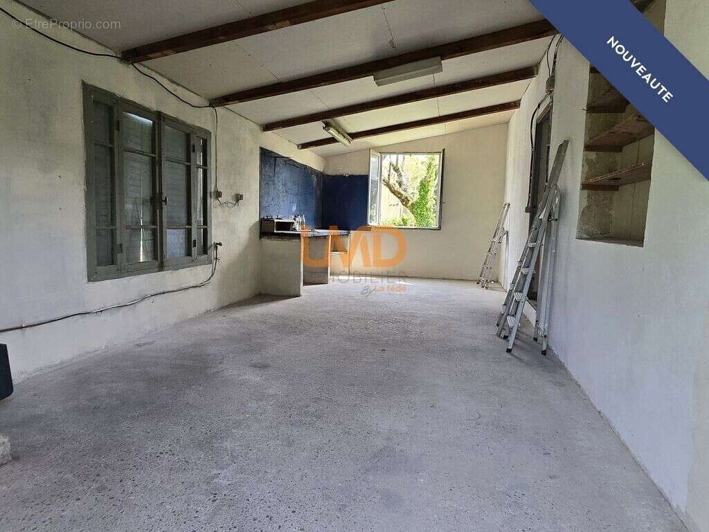 Maison à CABRIERES-D'AVIGNON
