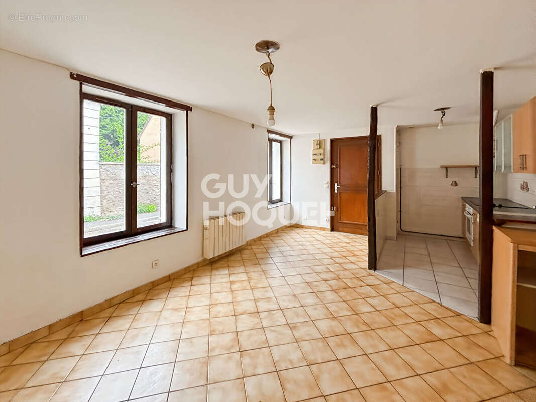 Appartement 2 pièces en rez-de-chaussée ! Idéal primo-accédant ou investisseur - photo 3