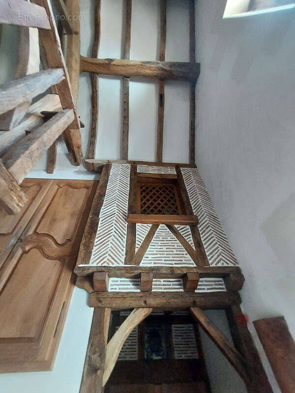 Maison à COURLEON