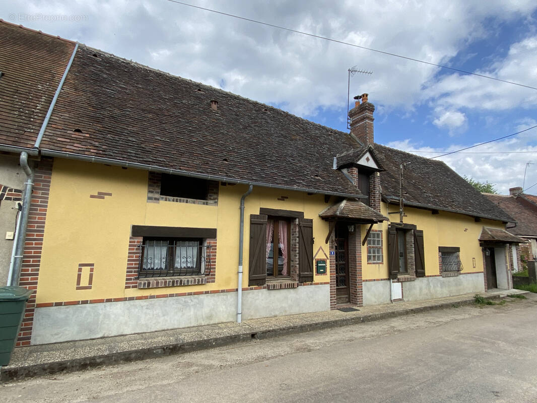 Maison à CHAMBEUGLE