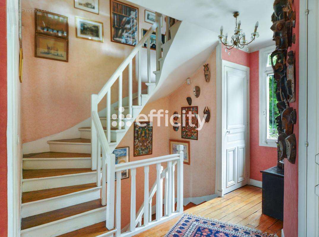 Maison à MONTMORENCY