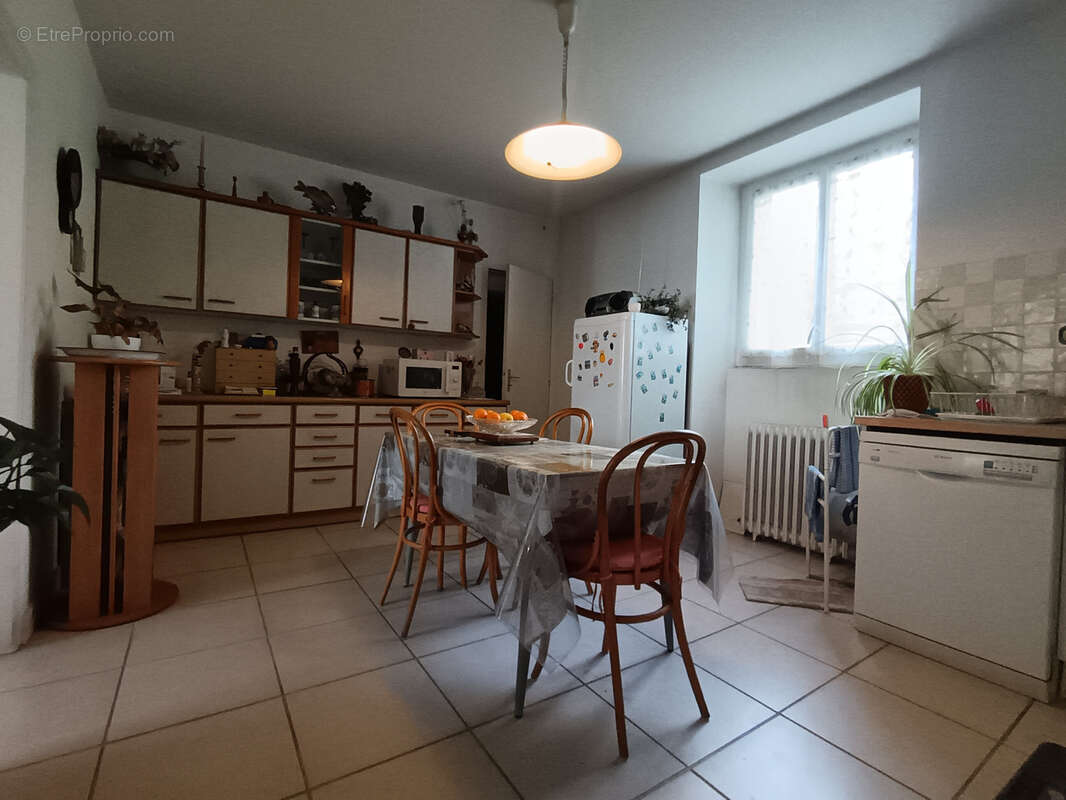 Maison à FEYTIAT