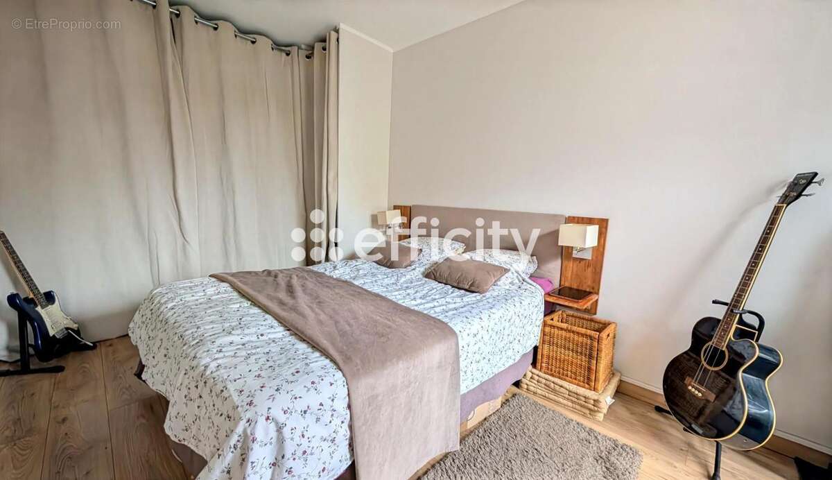 Appartement à LOGNES