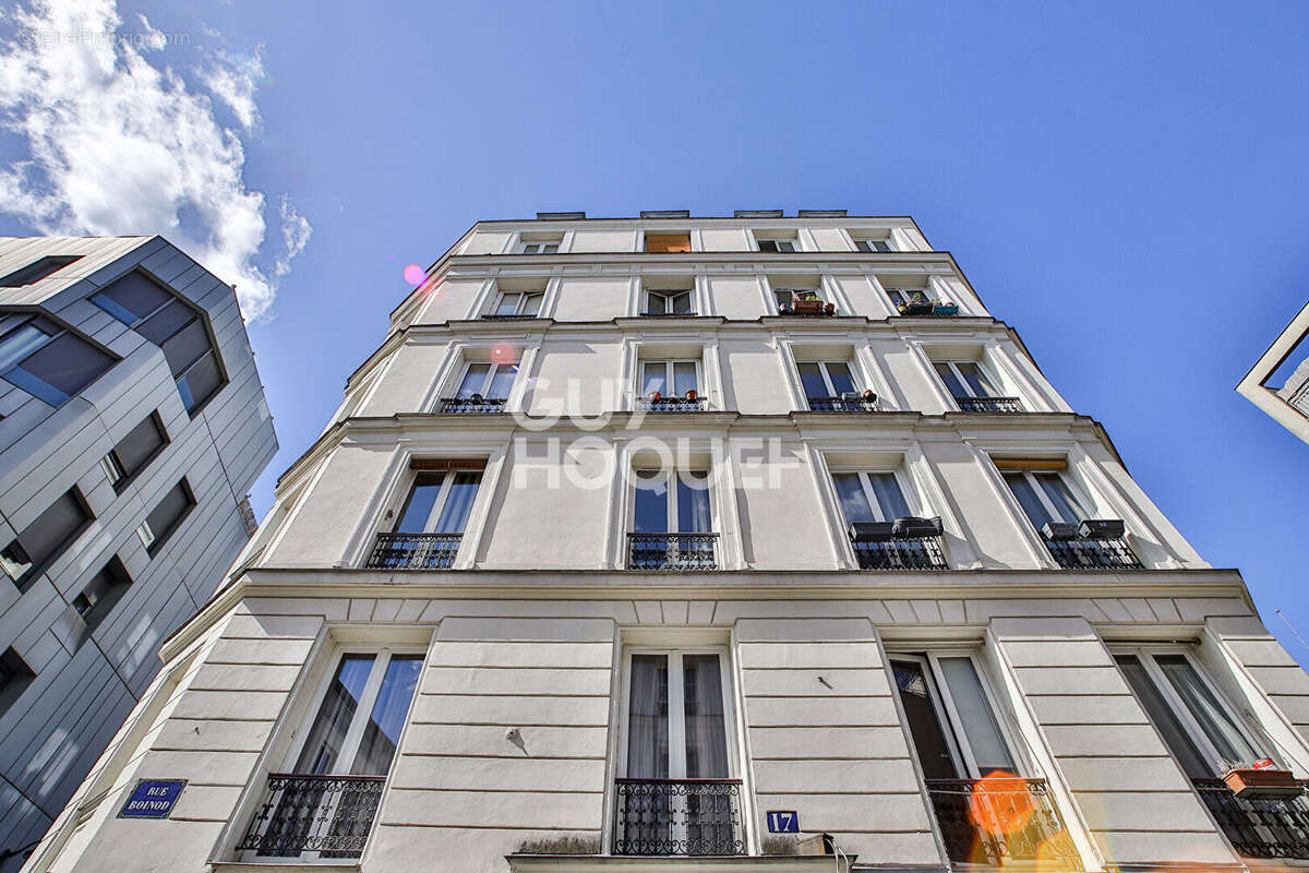 Appartement à PARIS-18E