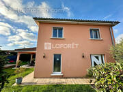Maison à SAINT-ETIENNE-SUR-CHALARONNE