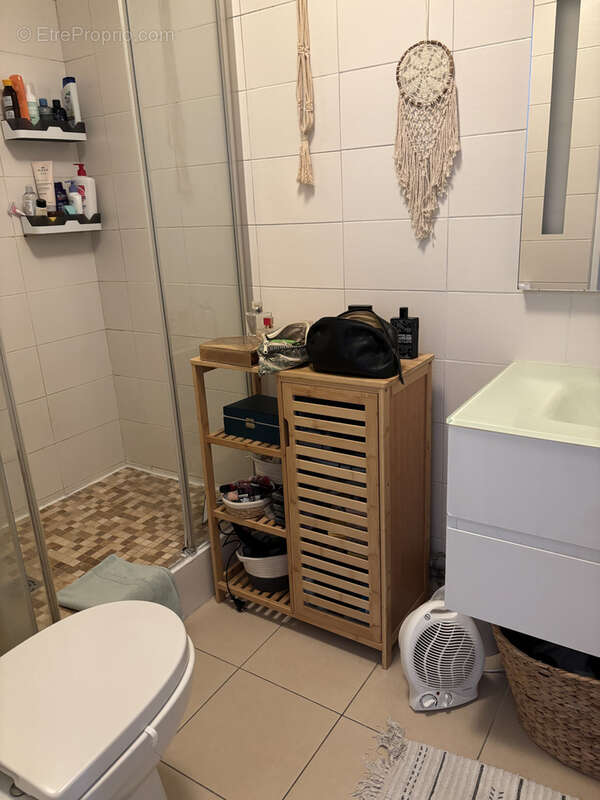 Appartement à PARIS-20E