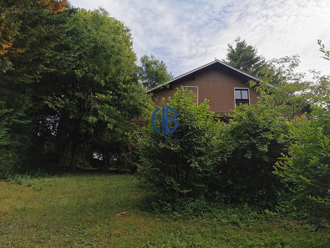 Maison à SAINT-ETIENNE-DE-SAINT-GEOIRS