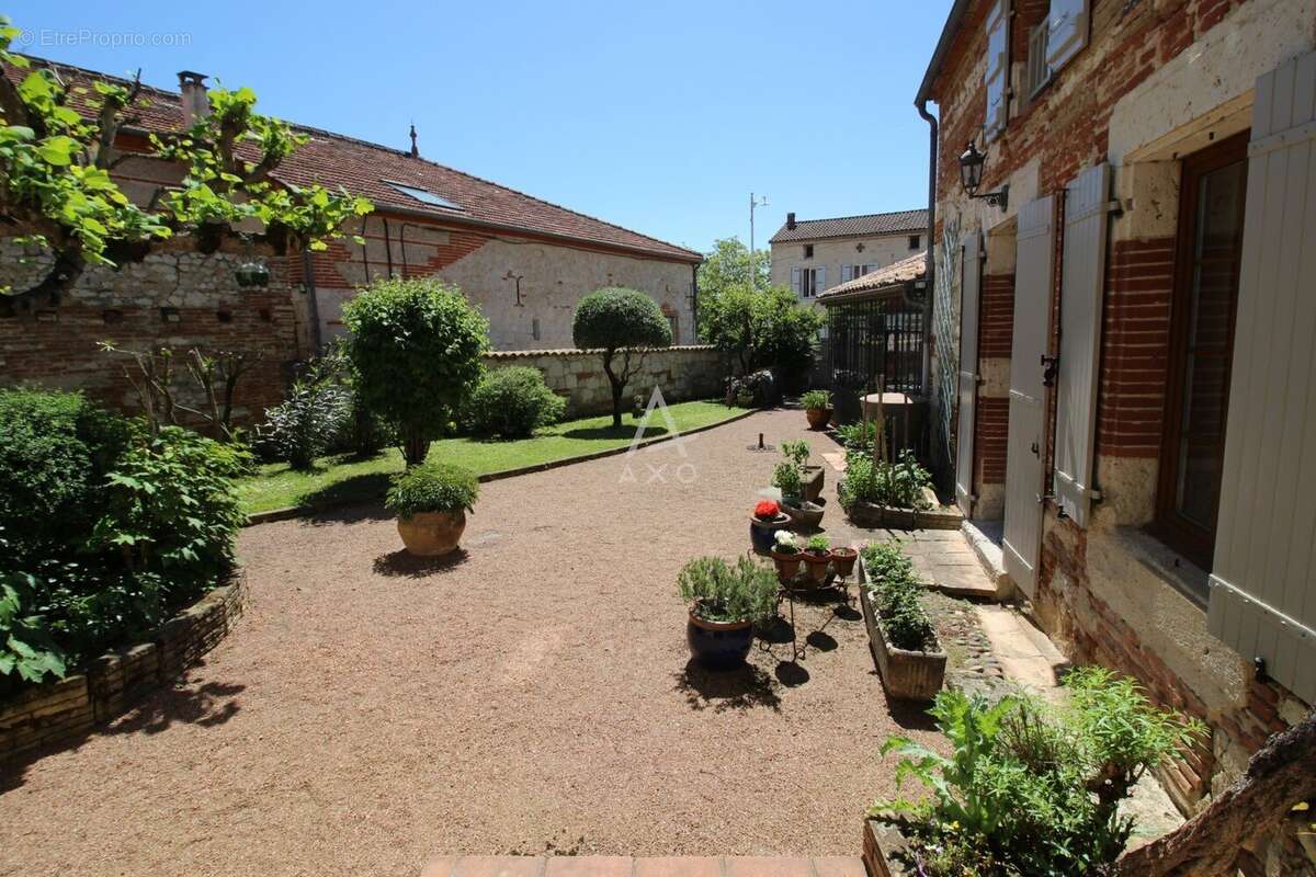 Malause - rentabilite assuree dans un environnement de choix (canal - garonne) - photo 2