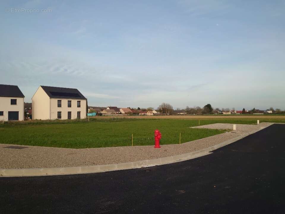 Terrain à SAINT-AUBIN-DES-BOIS