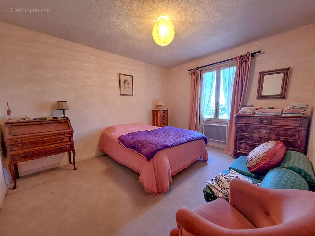 Maison à SAINT-PAUL-TROIS-CHATEAUX