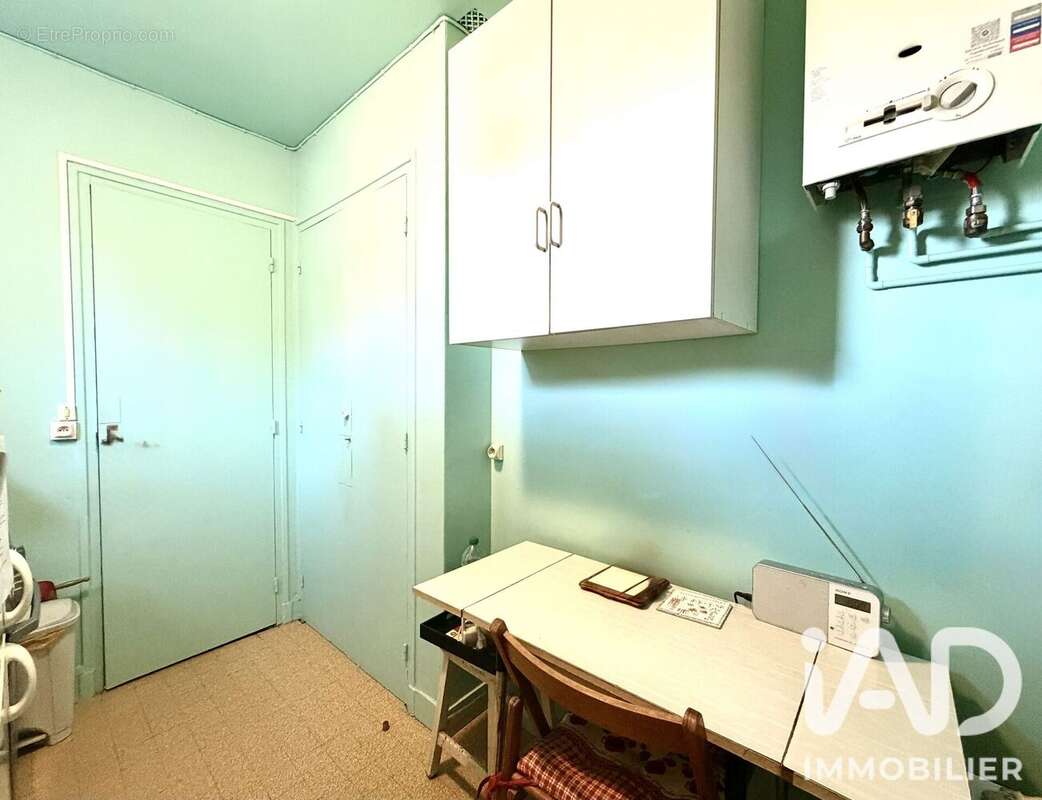 Photo 9