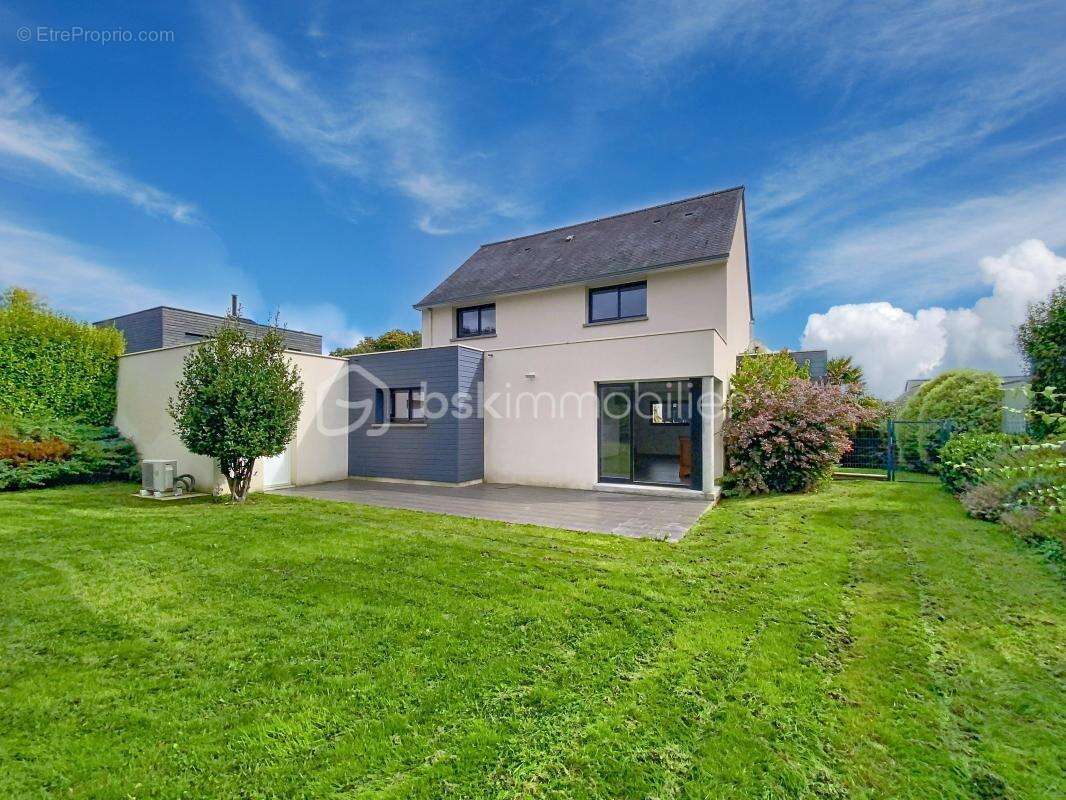 Maison à PLOUER-SUR-RANCE