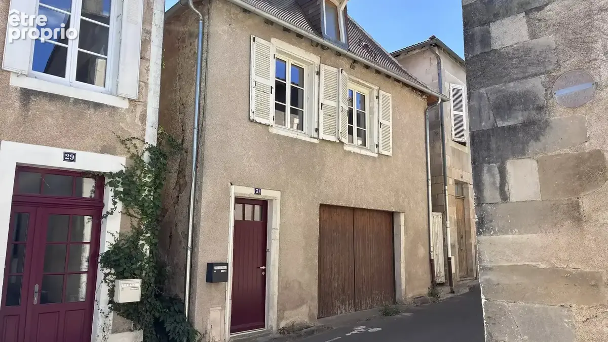 Maison à MONTMORILLON