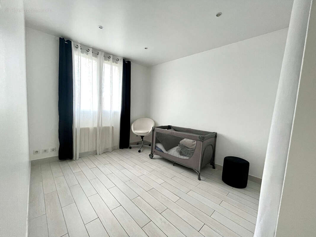 Maison Bezons 6 pièces 135.13m² - photo 9