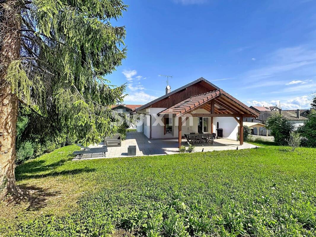 Maison à NEUVECELLE