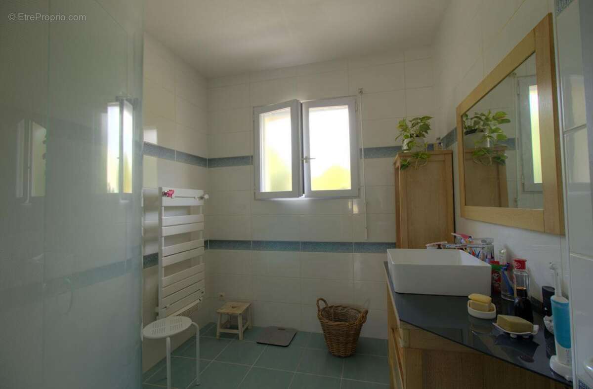 Maison Sainte Ouenne 6 pièce(s) 120 m2 - photo 9