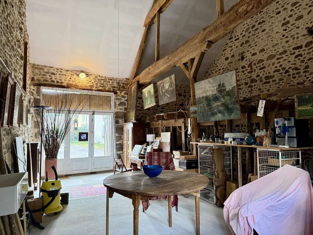 Maison à SAINT-VAURY