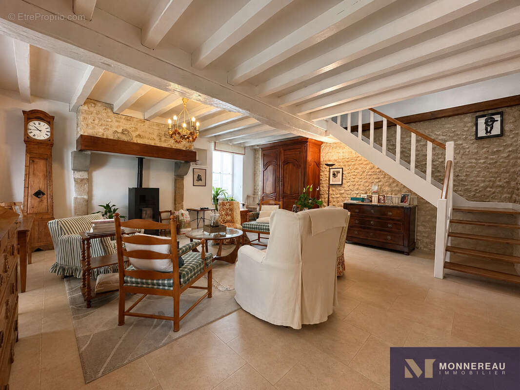 Charmante maison avec piscine et vue - photo 5