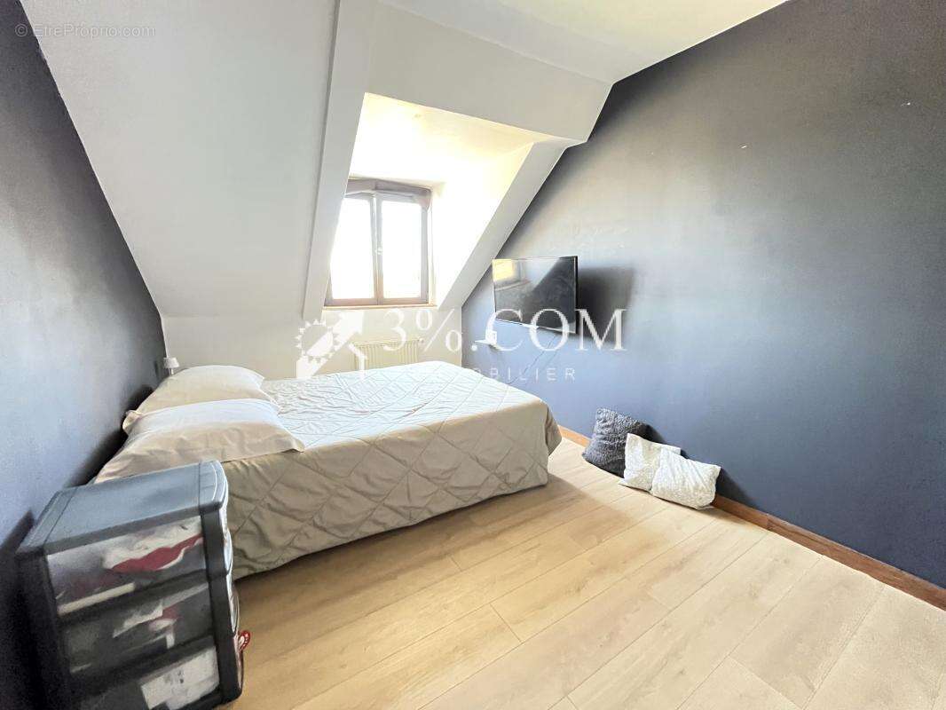 Maison à NEUVILLE-EN-FERRAIN
