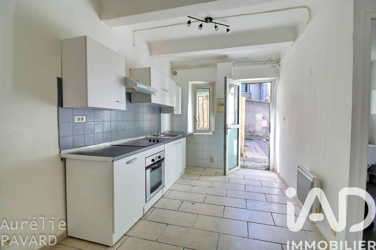 Photo 1 - Appartement à MARSEILLE-9E