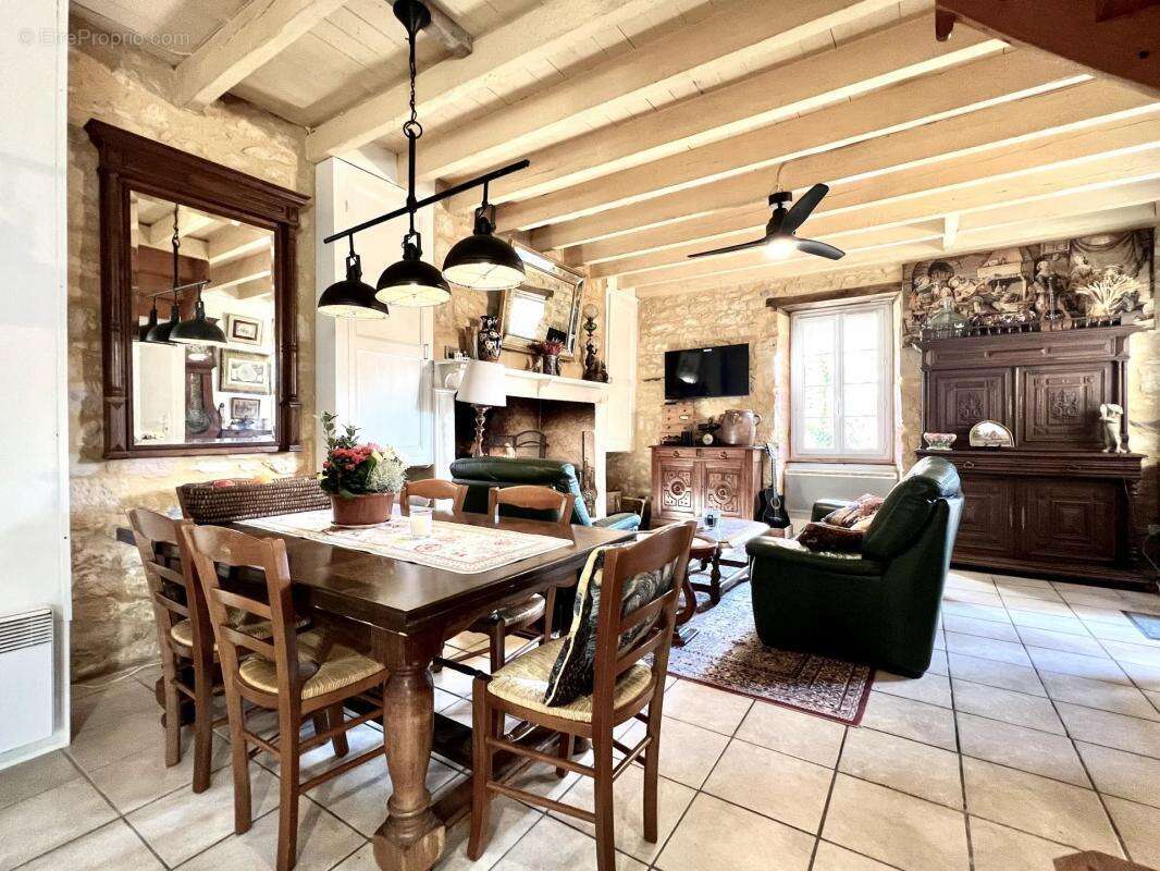 Maison à SAINT-VINCENT-DE-COSSE