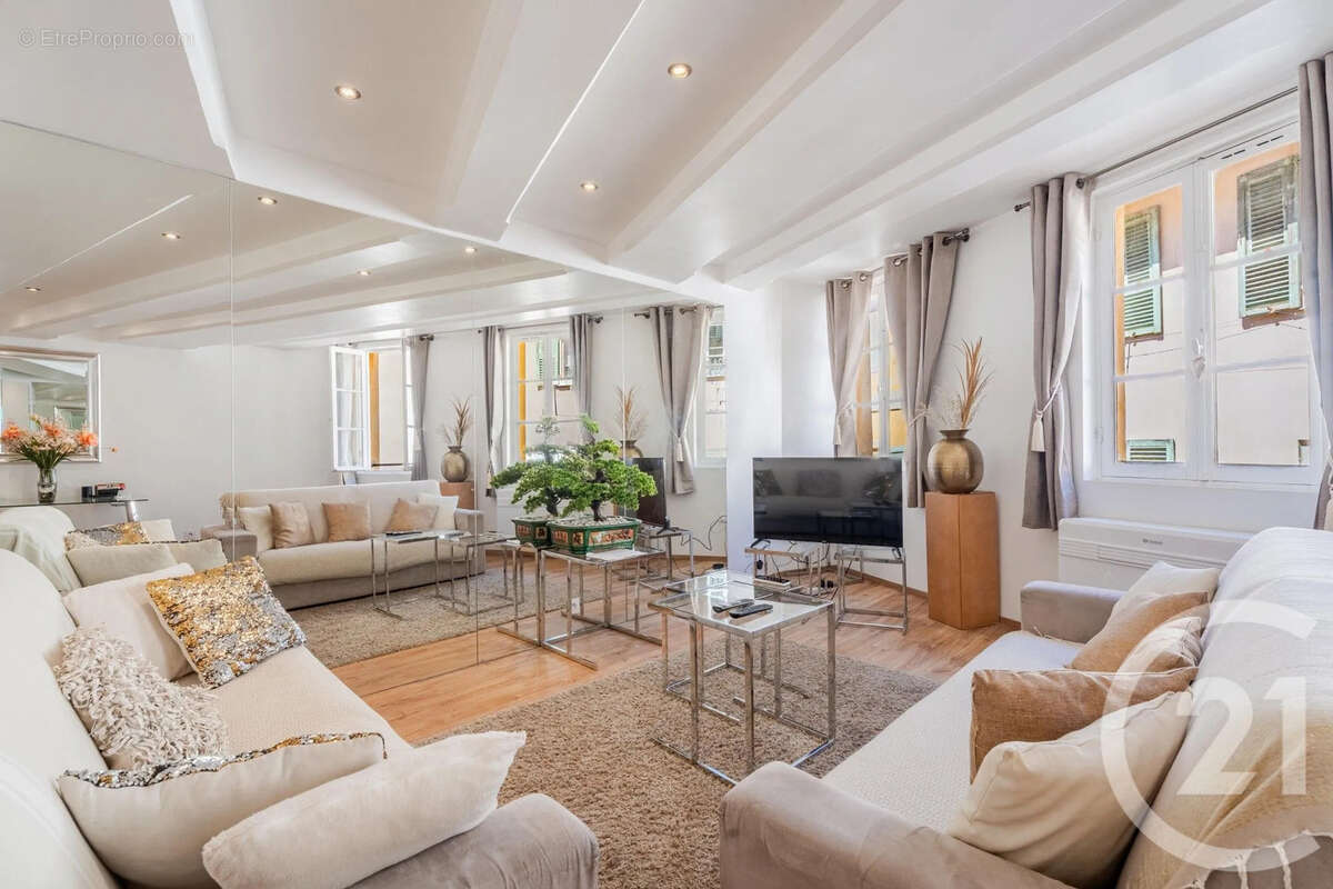 Appartement à NICE
