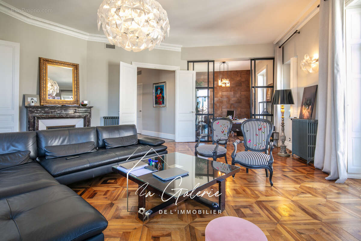 Appartement de prestige hyper centre place vaucanson grenoble - photo 6