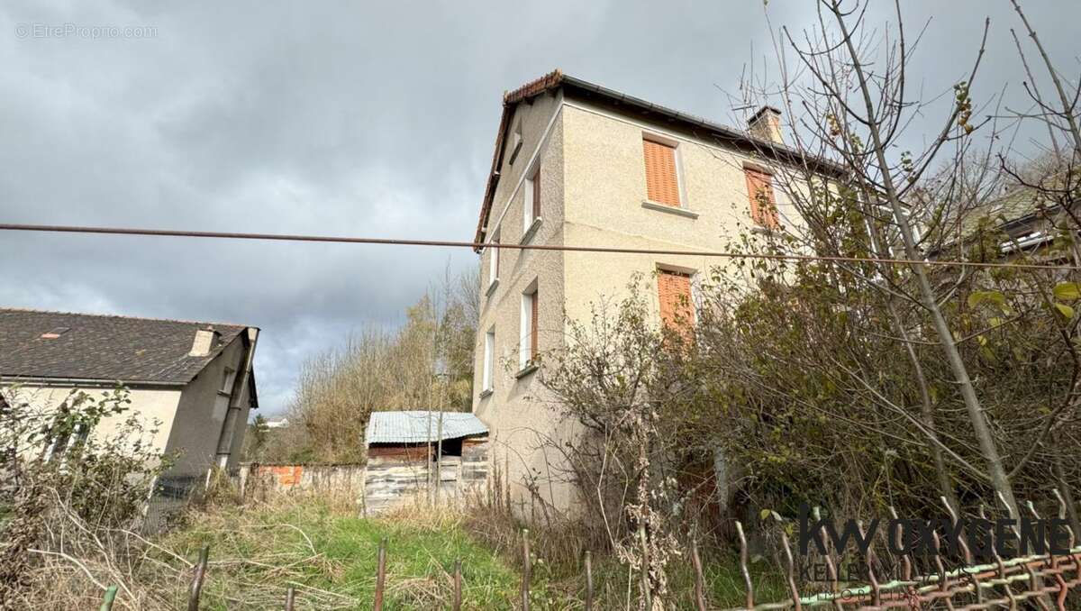 Maison à SAINT-ALBAN-SUR-LIMAGNOLE