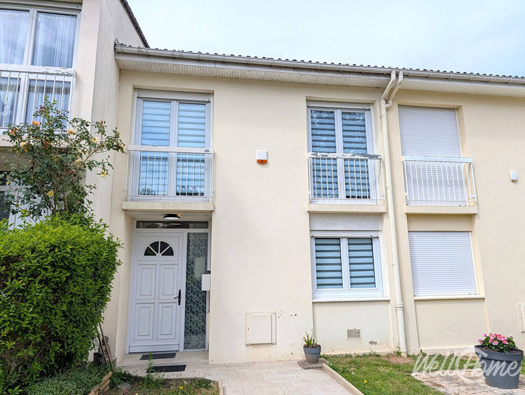 Maison à OSNY