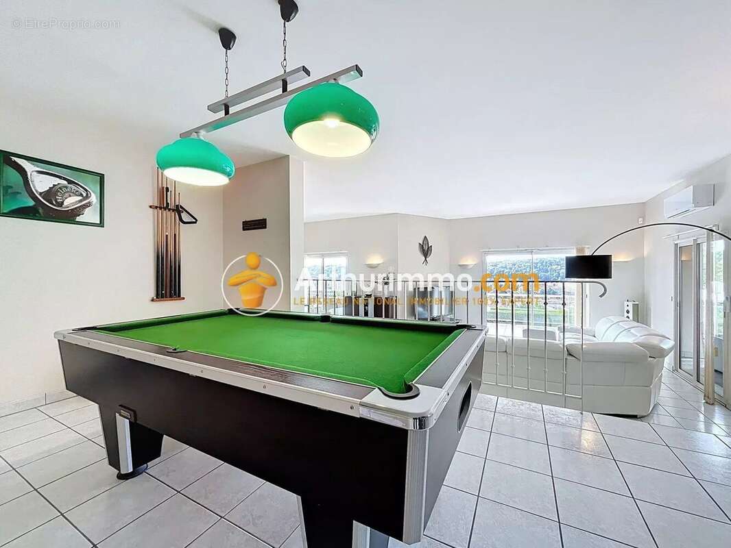 Maison à BOURGOIN-JALLIEU