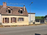 Maison à SURY-EN-VAUX