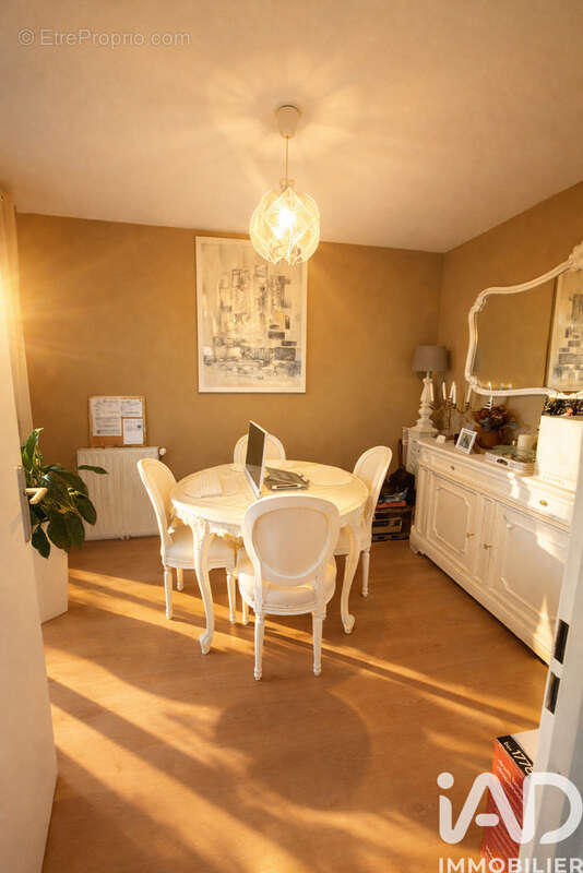 Photo 4 - Appartement à ELANCOURT