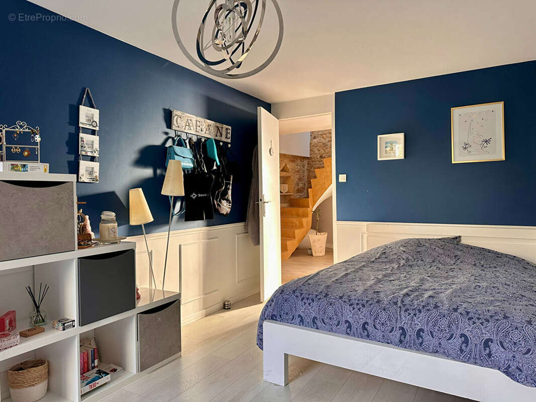 Maison à POUILLY-LE-MONIAL